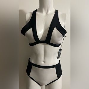Bondi born Bikini set